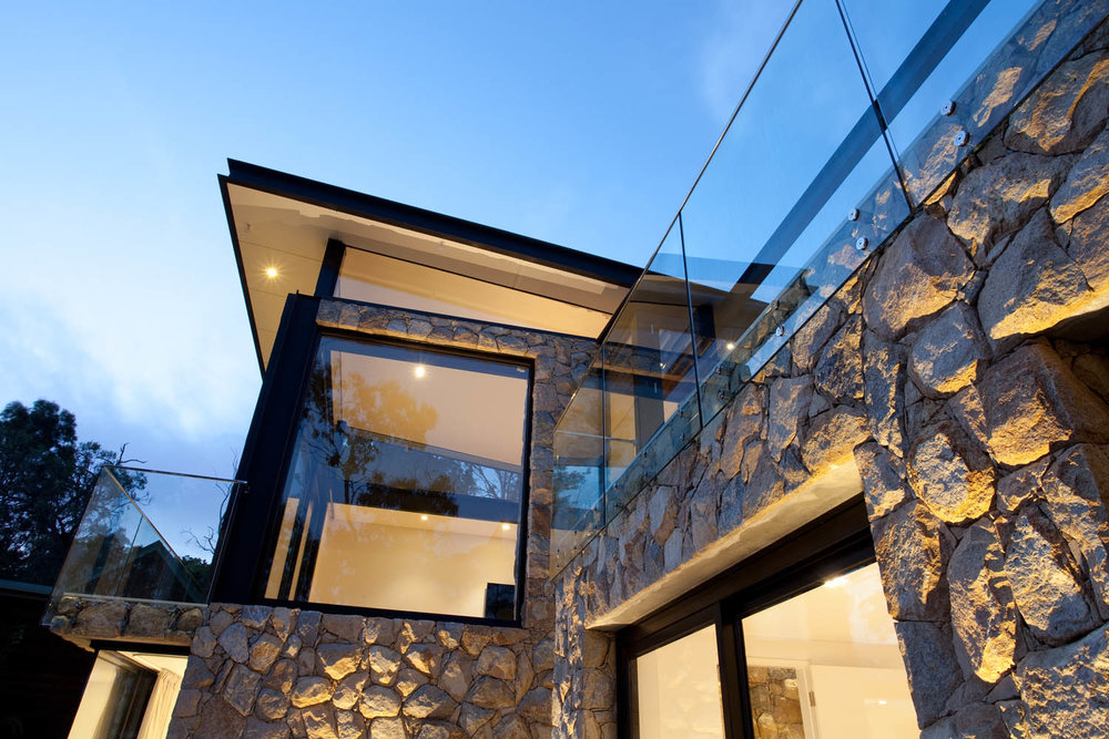 balcony frameless glass