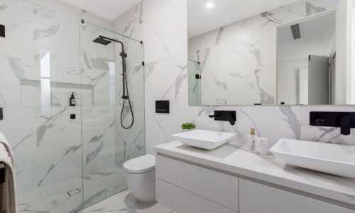 12 Master Ensuite - Original34778342