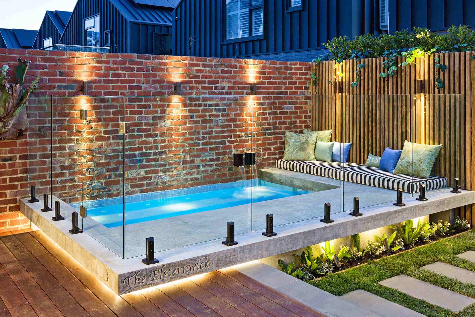 glass pool fencing online