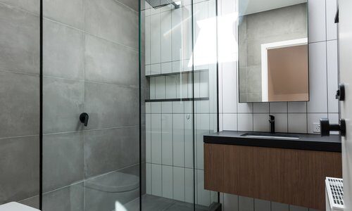 Melbourne Frameless Glass Shower Screen Installation