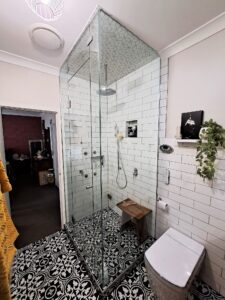 Frameless Steam Shower Enclosure