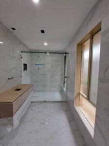 Sliding Shower Screens image 2