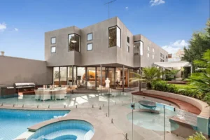 MP Series Pool Fencing